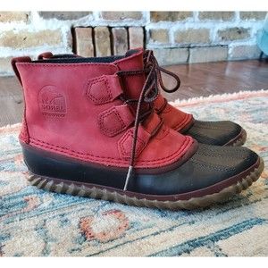 Sorel Out and About Leather Waterproof Booties - Sz 6.5
